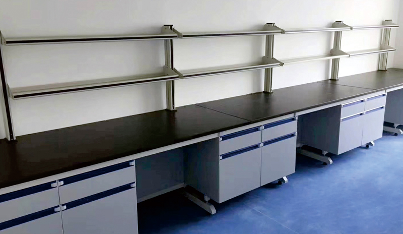 4鋼木實(shí)驗(yàn)臺(外蓋門、一字拉手).jpg 4鋼木實(shí)驗(yàn)臺(外蓋門、一字拉手).jpg